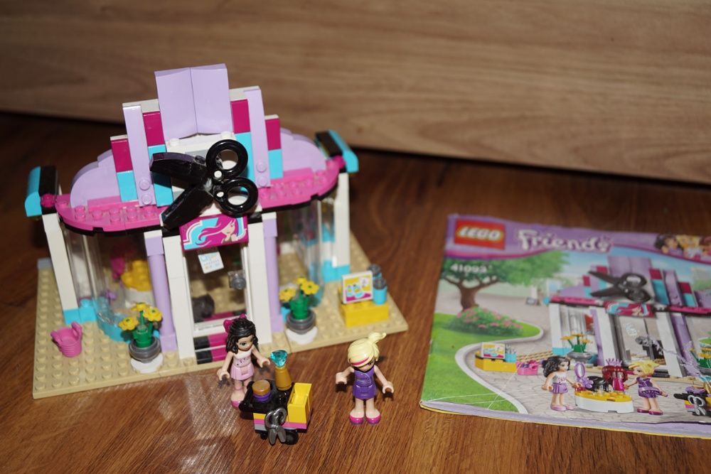 LEGO Friends nr 41093 - Salon fryzjerski w Heartlake