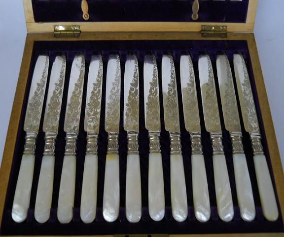 Набор старинных перламутровых ножей и вилок JE & SS (Джозеф Эллиот и с