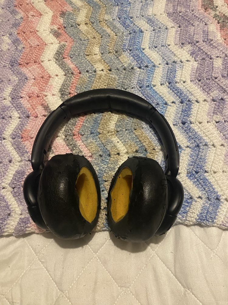 Fones Soundcore life Q30