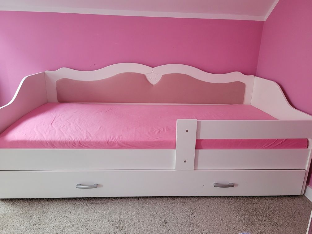Łóżko różowe dziecięce dla dziewczynki materac