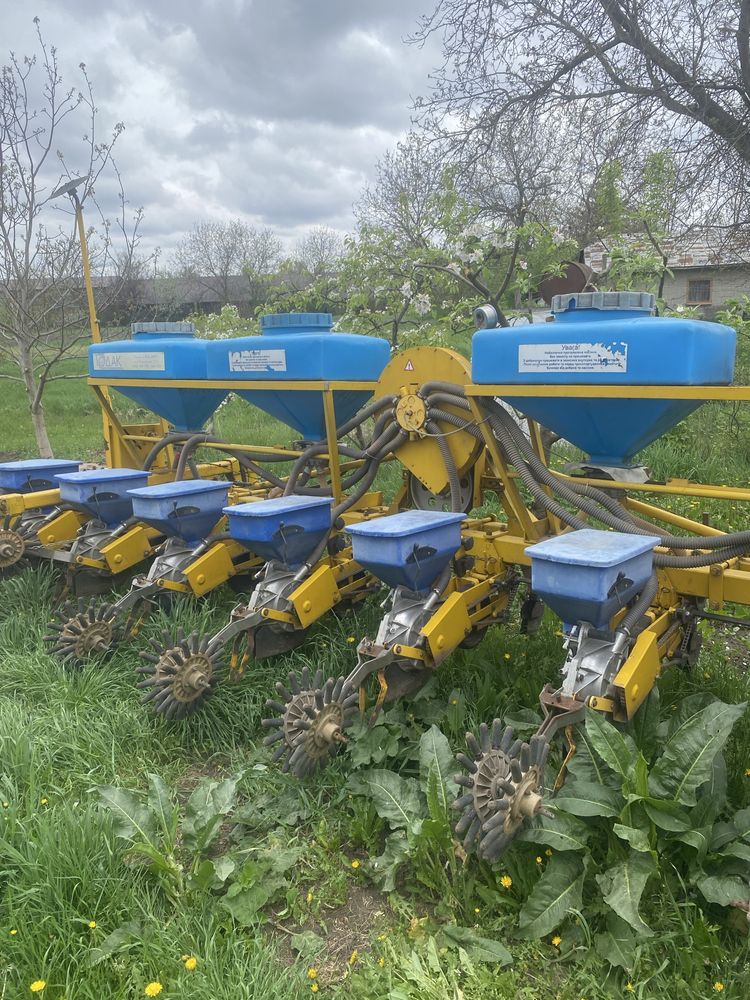 Продам сівалку Тодак