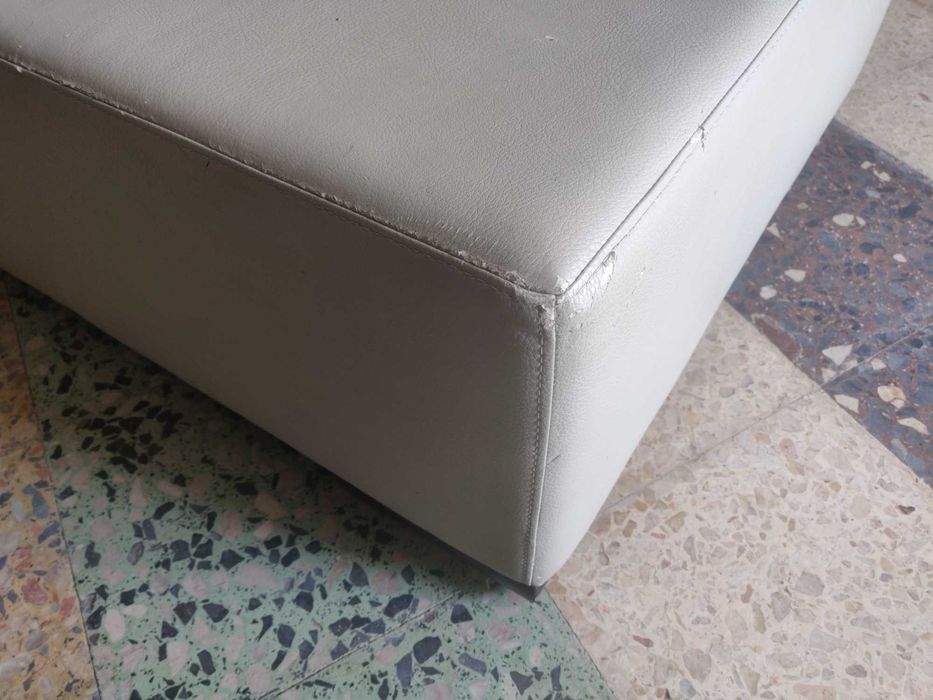 Pouf Minimalista Quadrado Branco IKEA