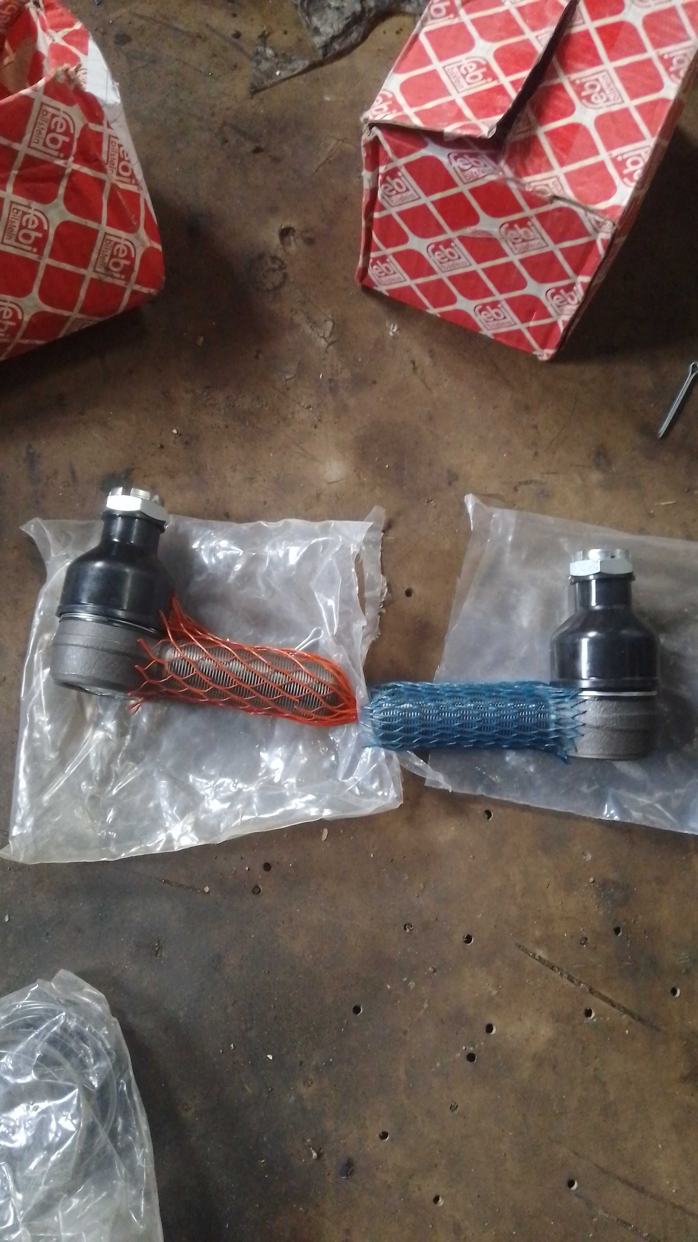 Наконечники поперечной тяги DAF95 NL0989