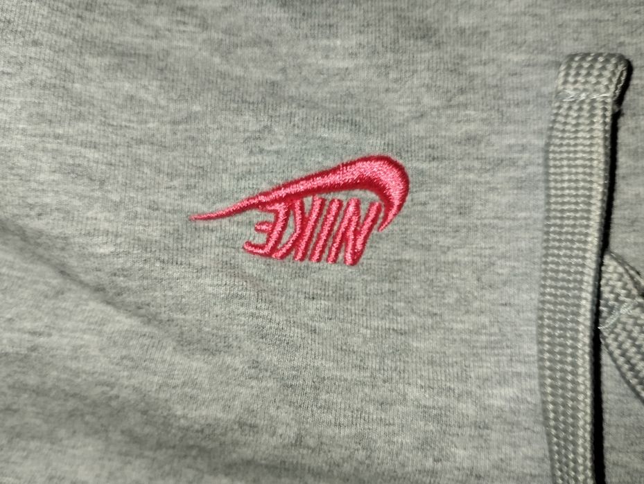 Bluza sportowa z kapturem Nike 11/14l j.nowa wyprzedaż