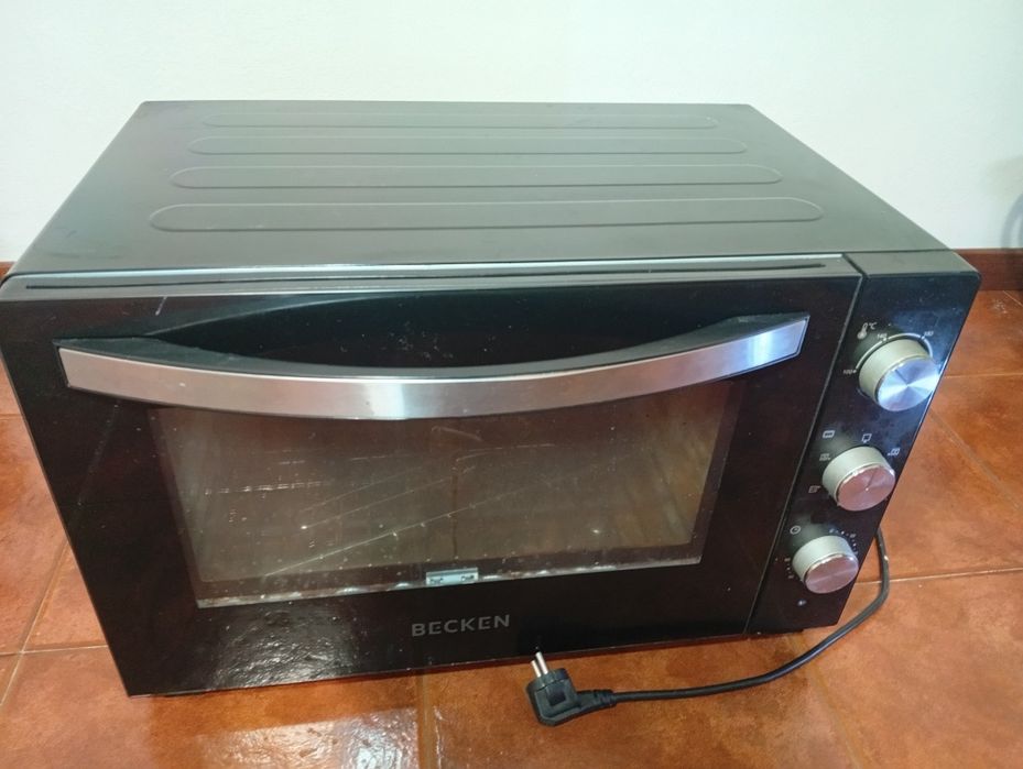 Forno elétrico  semi-novo