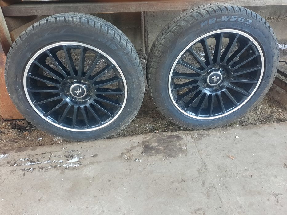 Диски 112 5 р 17 з зимньою резиною.