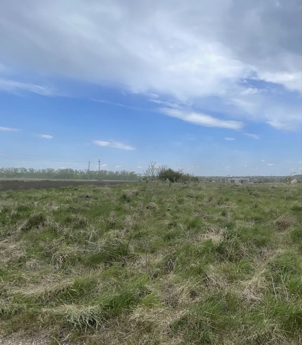 Земельна ділянка с Підгороднє