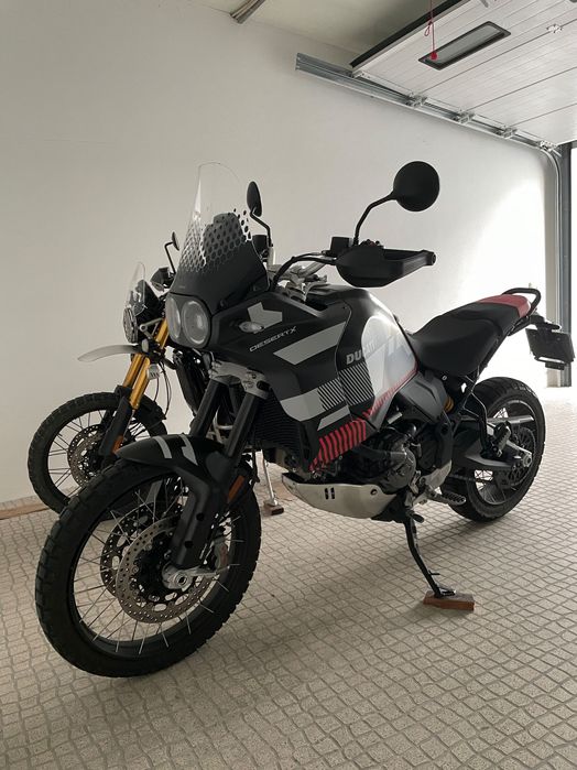 Ducati DesertX 2024