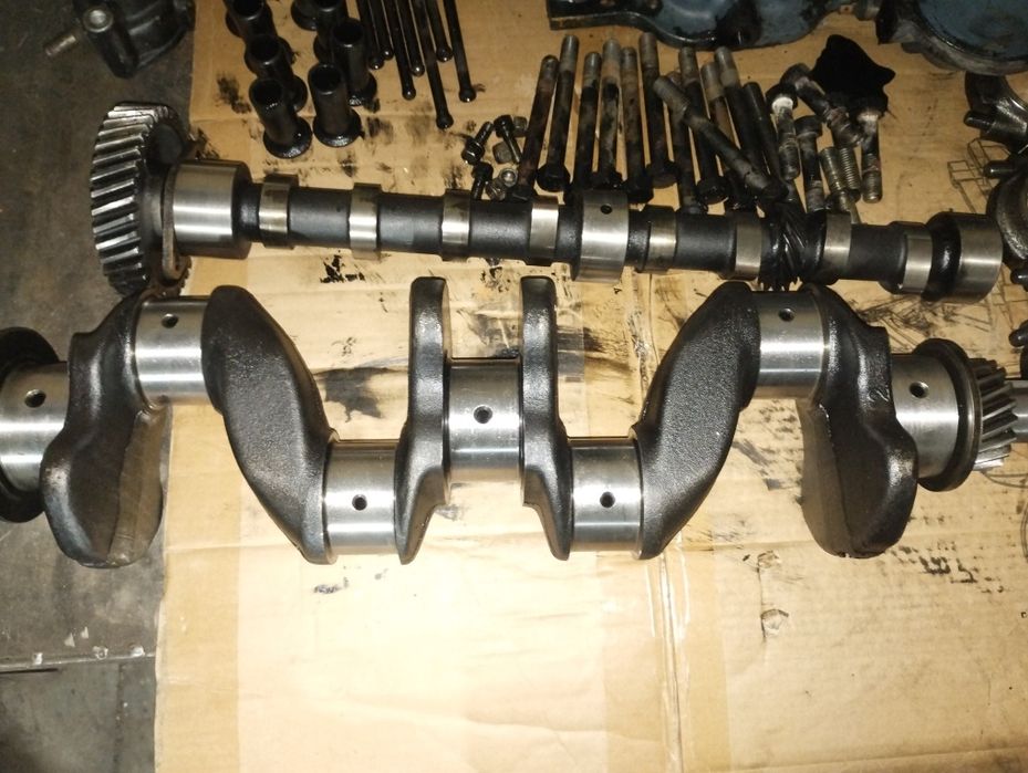Części do silnika Mitsubishi  4DQ3,4DQ5,4DQ7,s4s,s4q