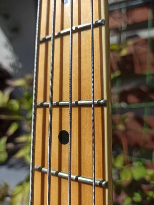 Ernie Ball MusicMan SX type gitara basowa