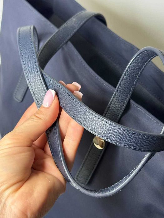 Сумка - Tommy City Tote Nylo AW0AW05451