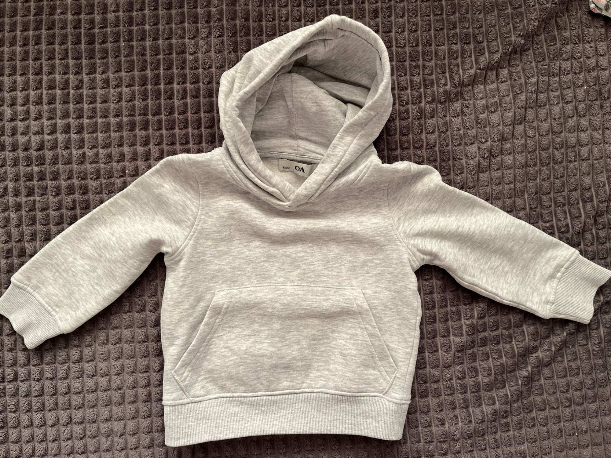 Bluzy dziecięce C&A oraz smyk