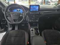 Ford Kuga ST-LINE 4X4 190 Koni Automat Virtual Panorama Skóra Led Hak