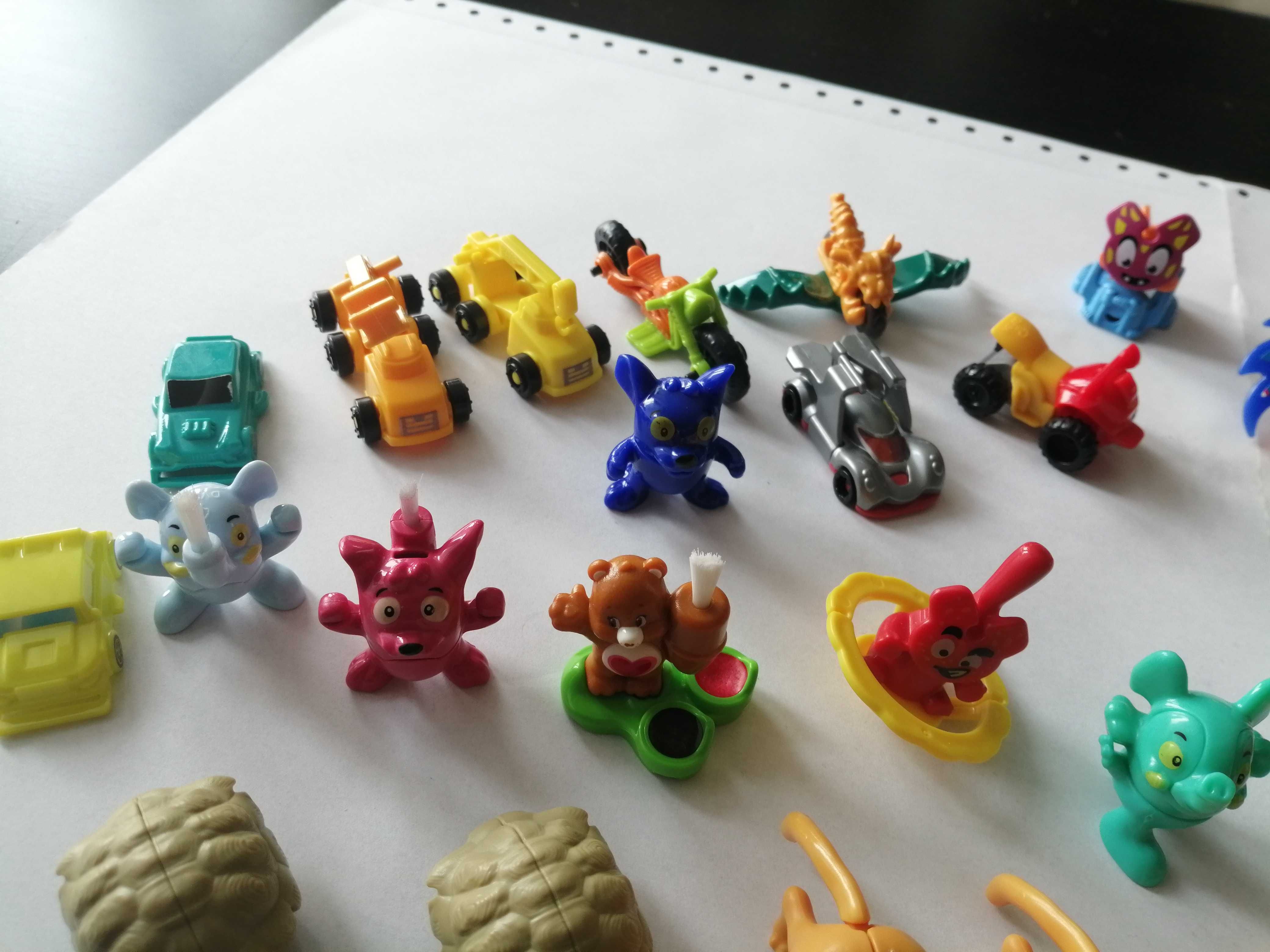 Zabawki z Kinder Niespodzianka bez karteczek