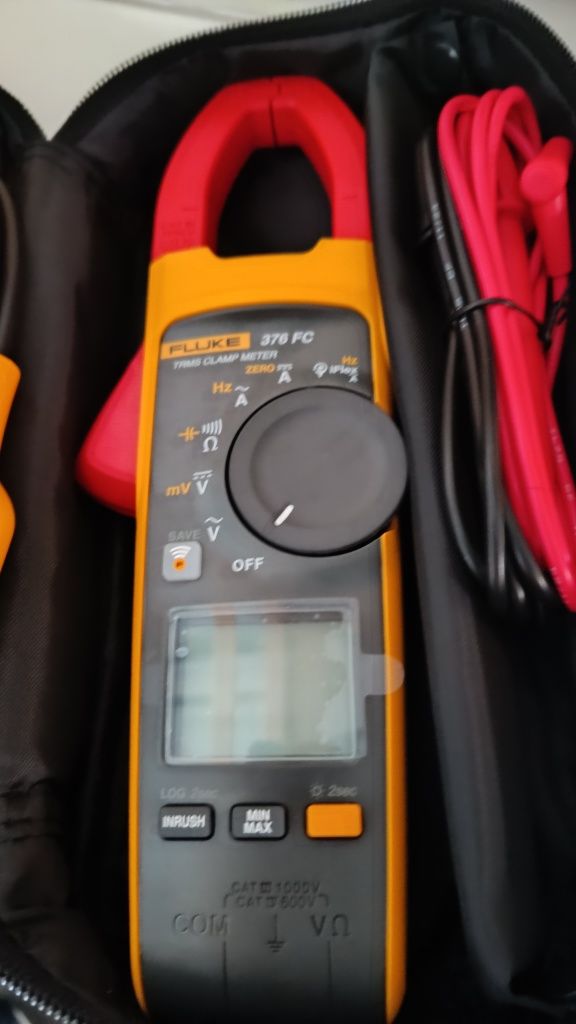 Alicate Amperímetro Fluke 376 FC