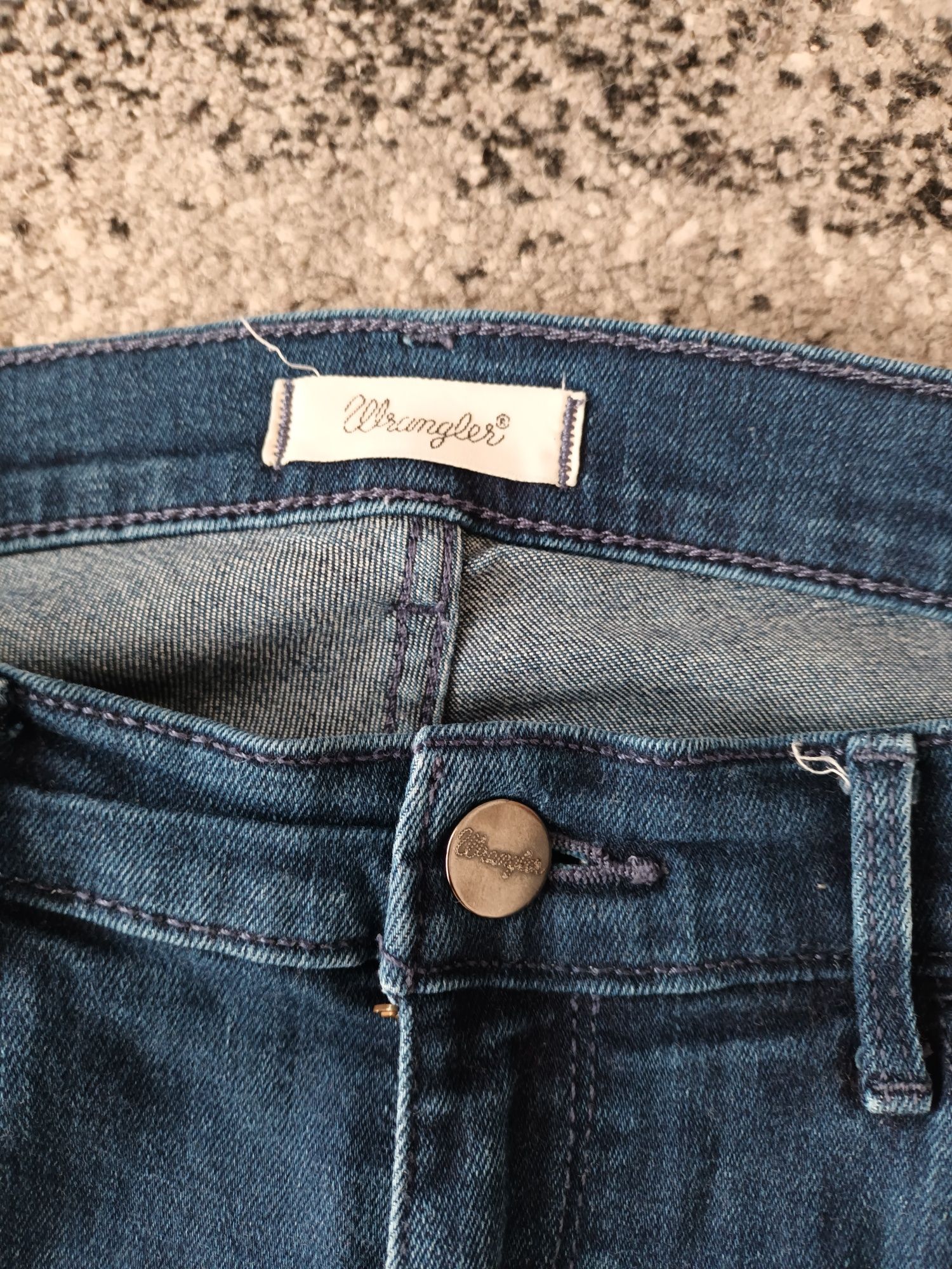 Wrangler High Rise Skinny W30 L32