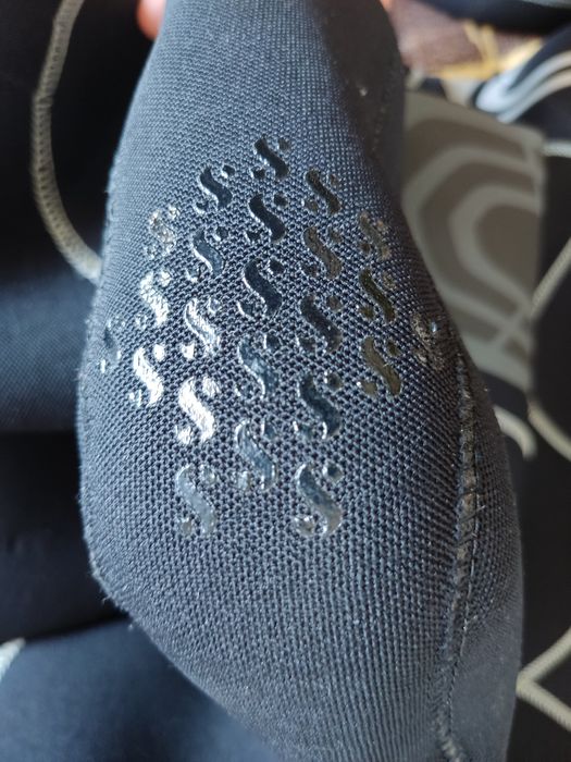 Suchy skafander nurkowy SCUBAPRO