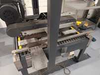 maquina de fechar caixas - SIAT
