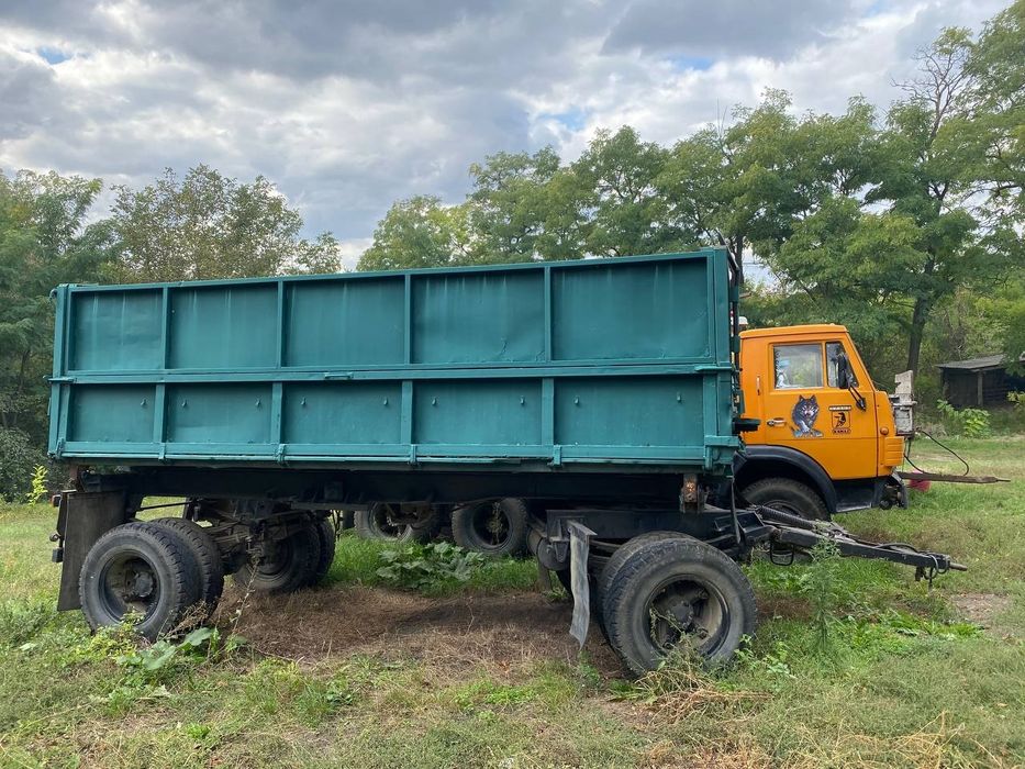 Продам КАМАЗ 55102 з причіпом в гарному стані