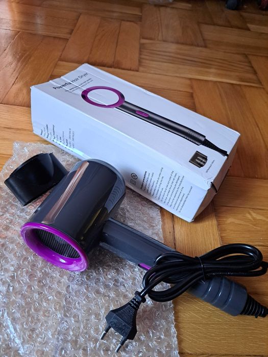 Nowa Kompaktowa suszarka Powerfulair do włosów