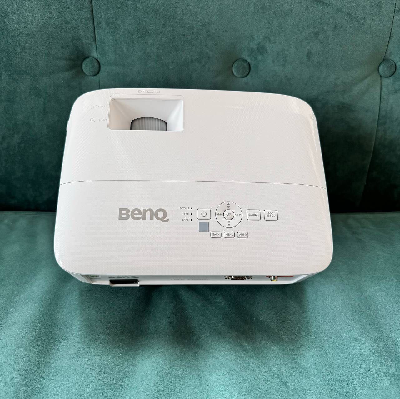 Мультимедійний проектор BenQ MW550