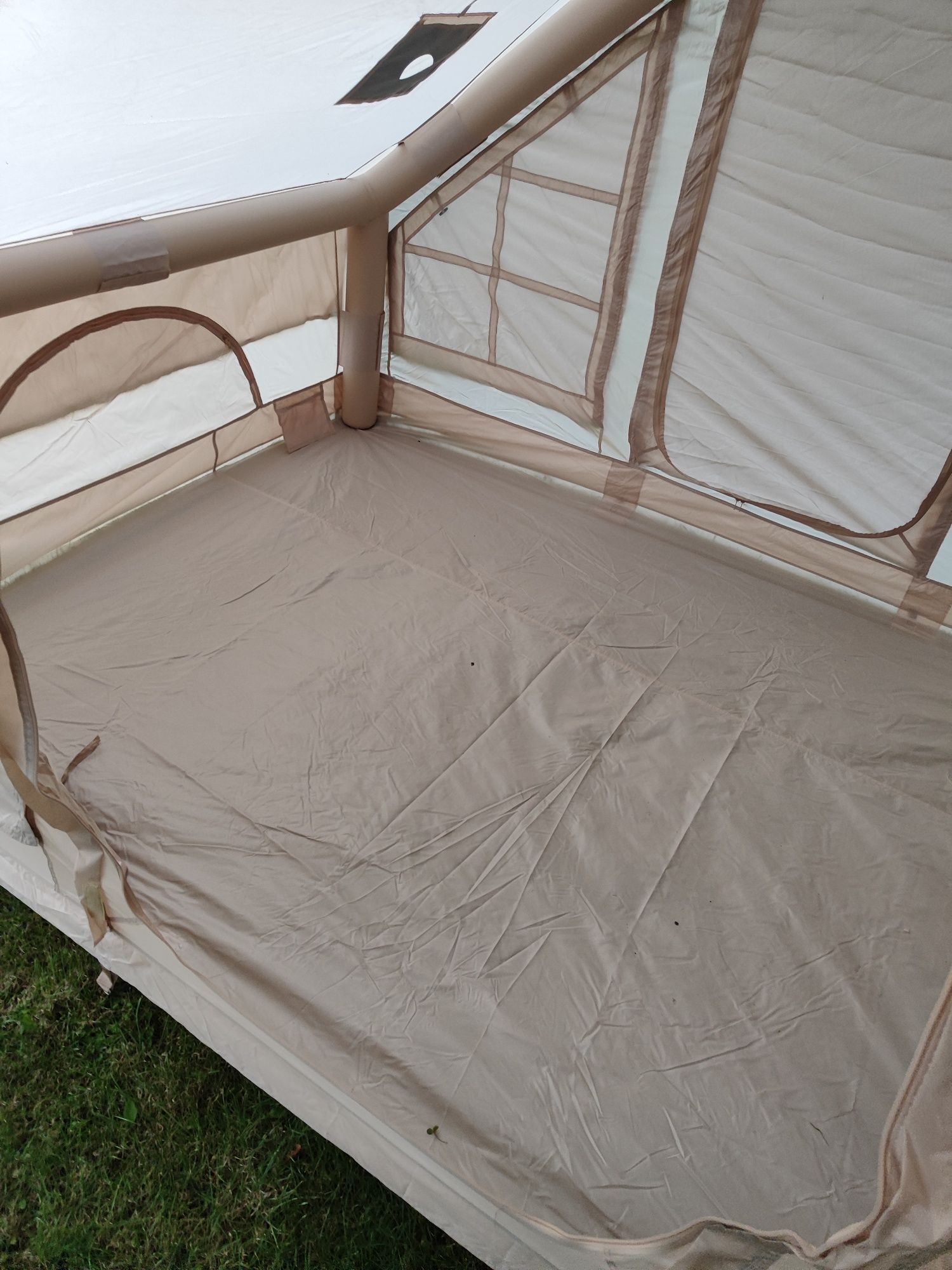 Namiot dmuchany 2x3 m + przedsionek 4x3 m