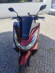 Motocicleta Honda PCX 2022