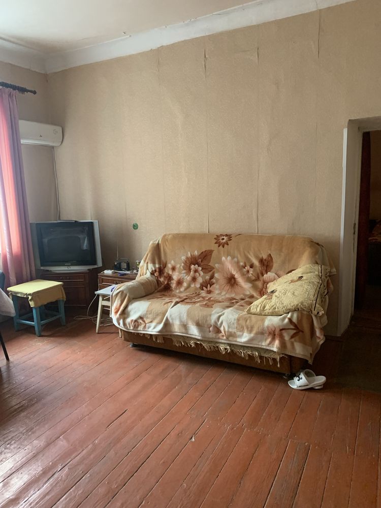 Продам 4  кімнатну квартиру в Березовому сквері