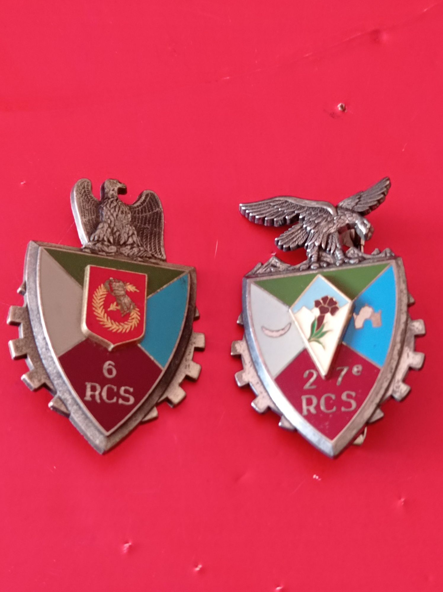 Crachas antigos da tropa francesa
