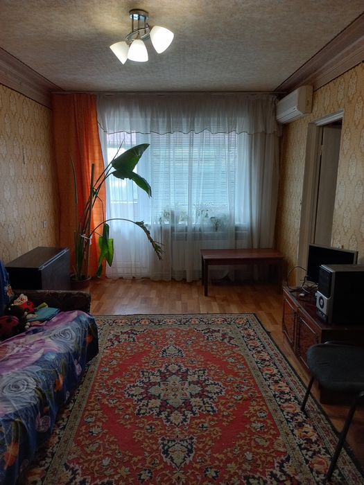 Продам 4-х комн.квартиру