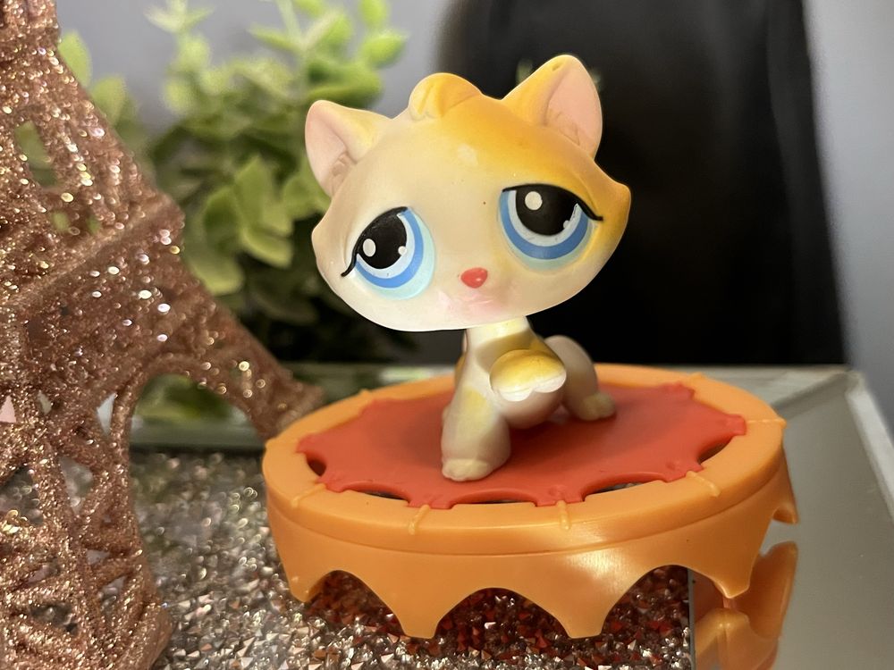 LPS Littlest Pet Shop Kotek #52 + Trampolina LPS