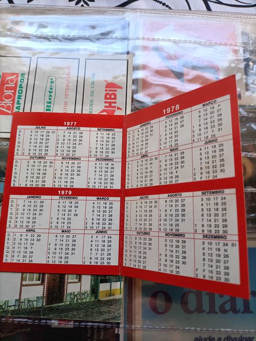 Calendários de bolso vários