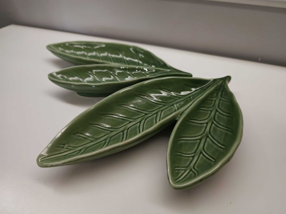 Dwie piękne miseczki w kształcie liści Home&You