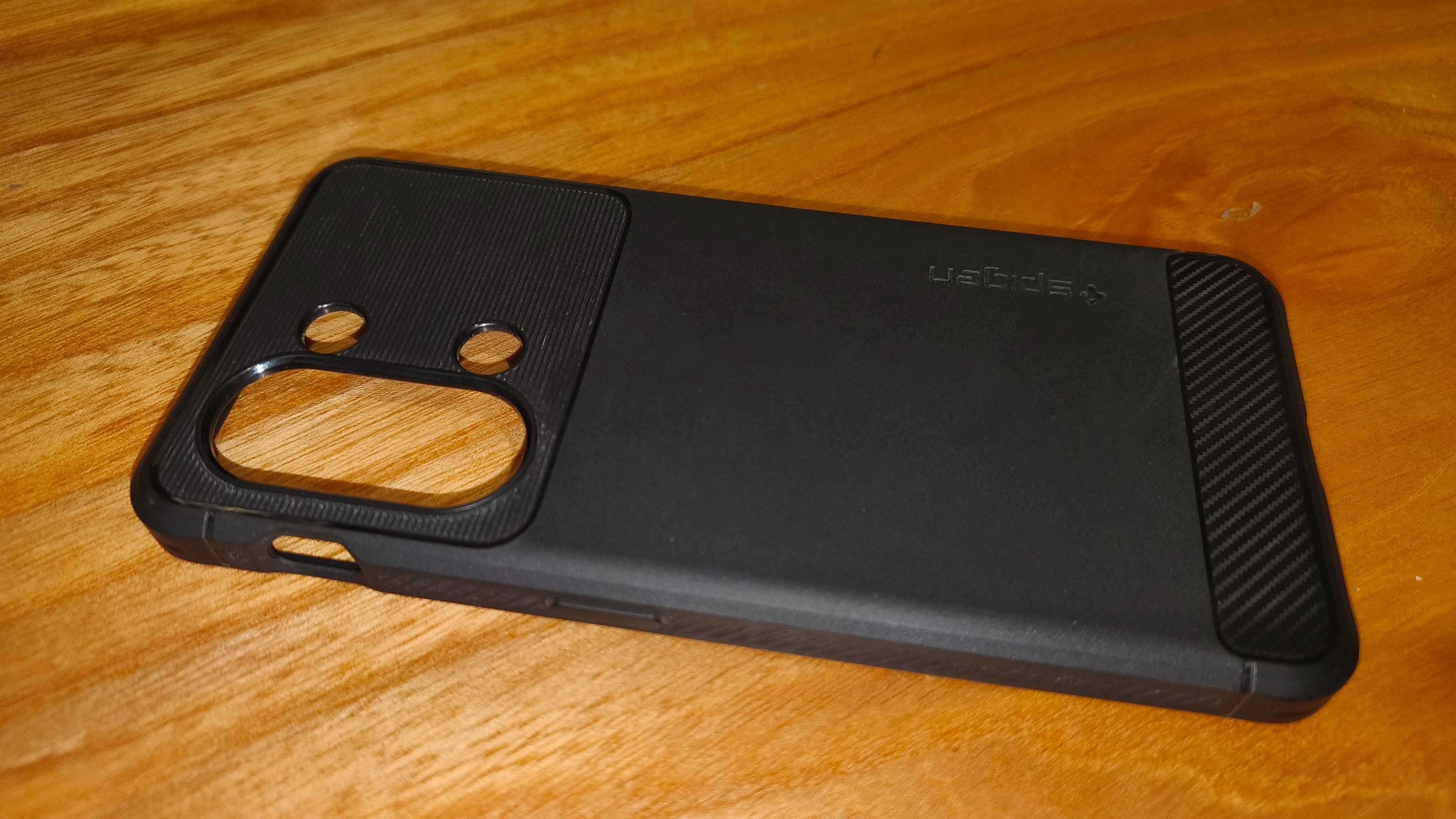 Etui Spigen Rugged Armor OnePlus Nord 3 5G jak nowe