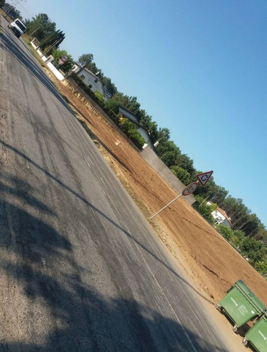 Terreno na Reta do Campo na estrada Nacional N2