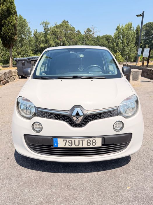 Renault Twingo 1.0 SCe (2016) – Citadino Impecável e Económico — foto 1