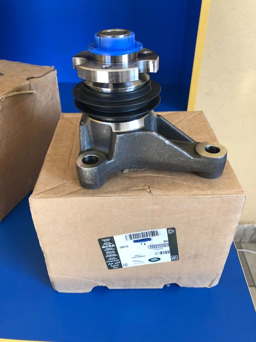 Кронштейн віськомуфти системи охолодження Land Rover 1335282