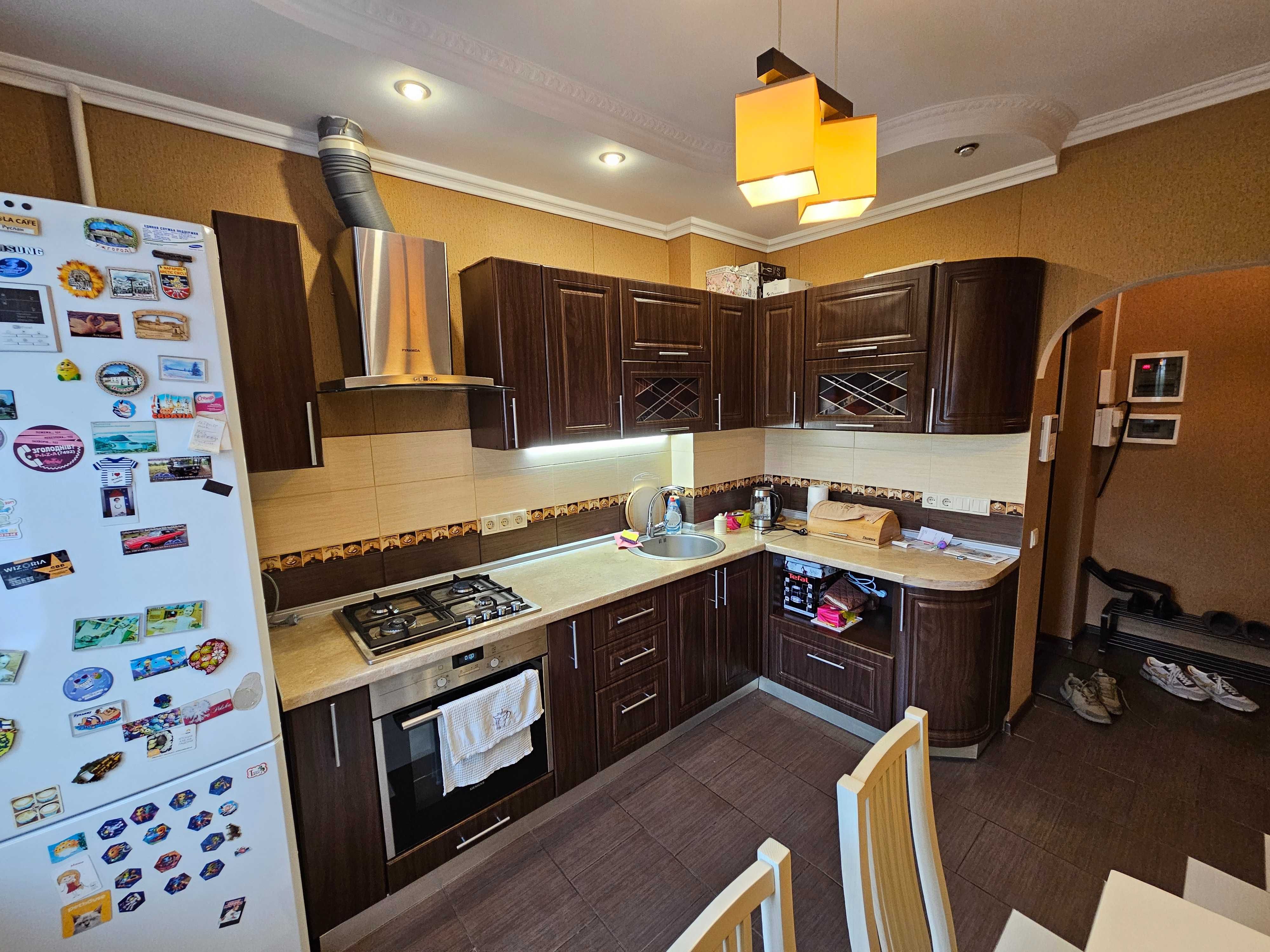 Харківський 3х кімнатна вул.Тростянецька 8Б, 70.4 кв м, ремонт, без %
