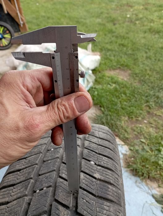 Opona 215/60 r17 Barum Polaris 3  opona zimowa