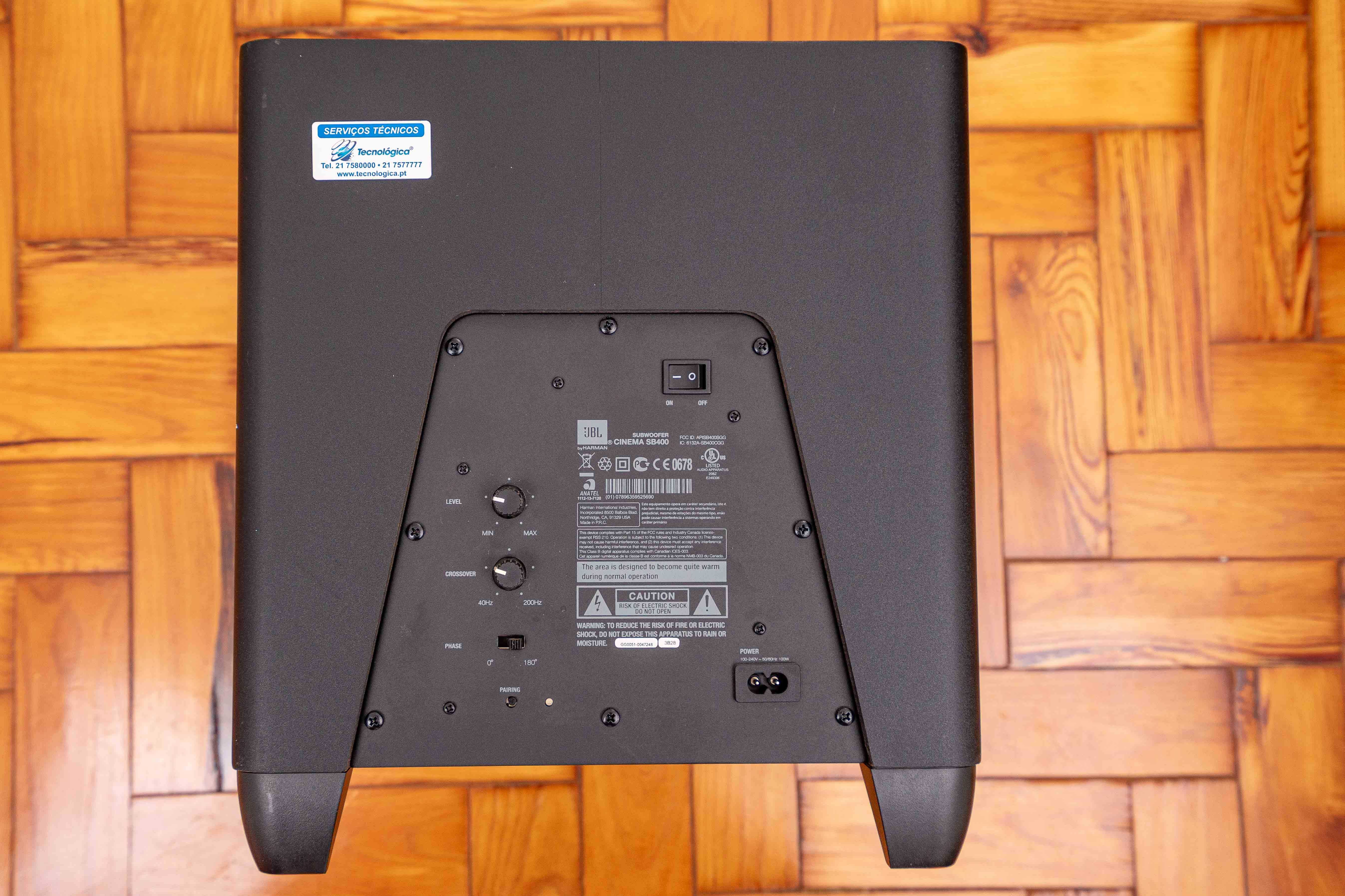 Coluna e Barra e subwoofer JBL SB400