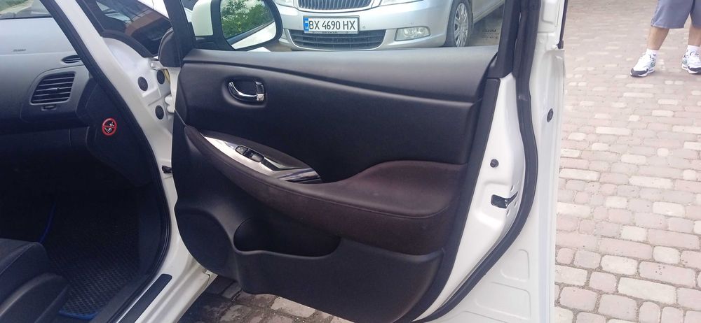 продам Nissan Leaf 2014 24kWt I покоління (FL)