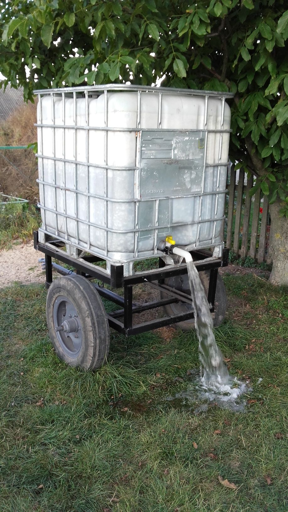 Zbiornik pojemnik 1000 l mauzer