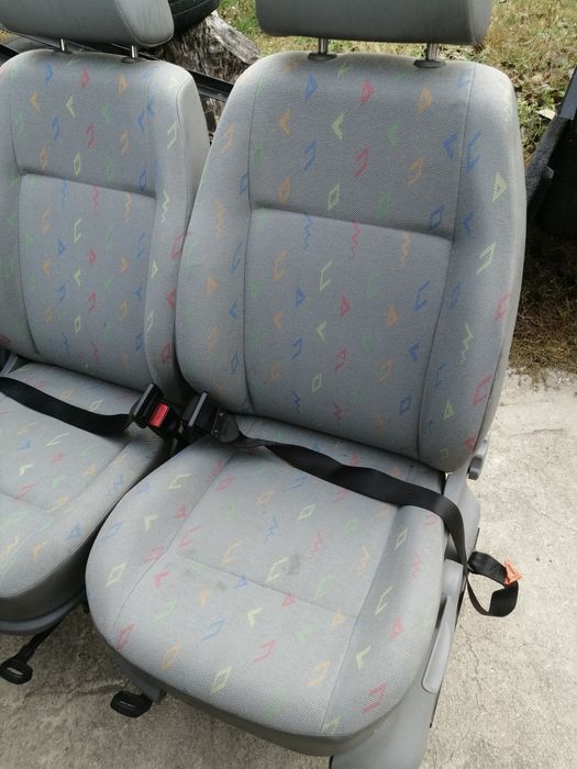 Продам сидушки в гарному стані