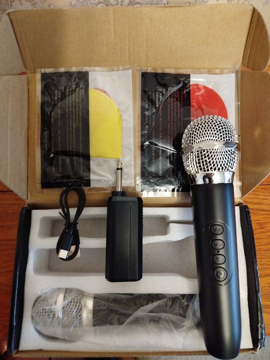 Мікрофони з регулюванням тону/ гучності/ реверу для караоке співу