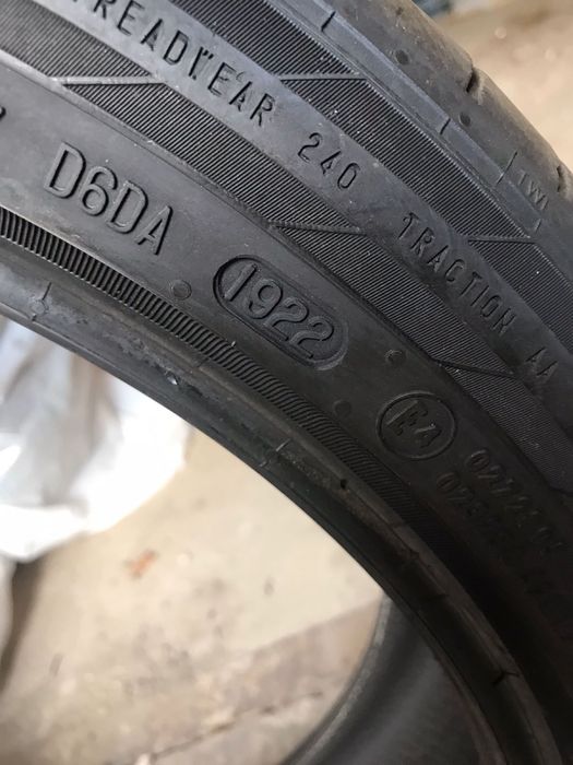 Шини дл авто резина  Continental ContiSportContact 5p, 245/40 R20