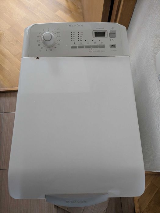 Пральна машина Electrolux EWT13420W / 5.5кг б/в
