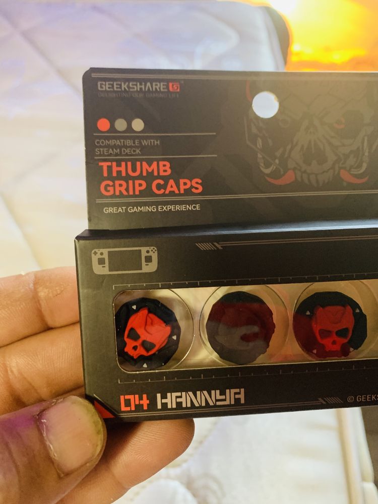 Steam Deck thumb grip caps