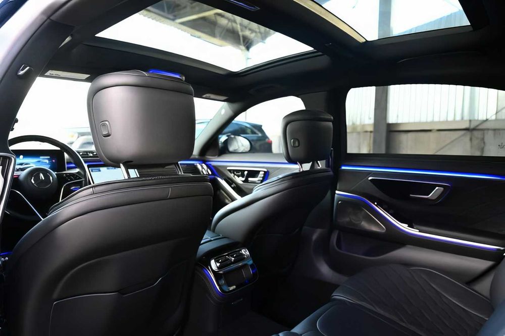 Mercedes-Benz S-Class      2024