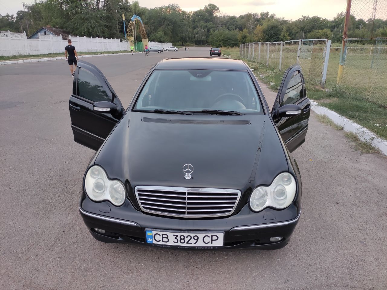 Mercedes W203 C180