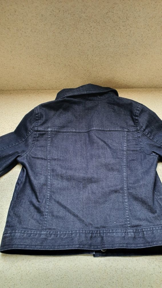 Granatowa kurtka jeans, katana, benetton 120